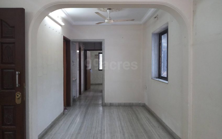2 bhk with terrace Independent floor available for Rent In VileParle east.